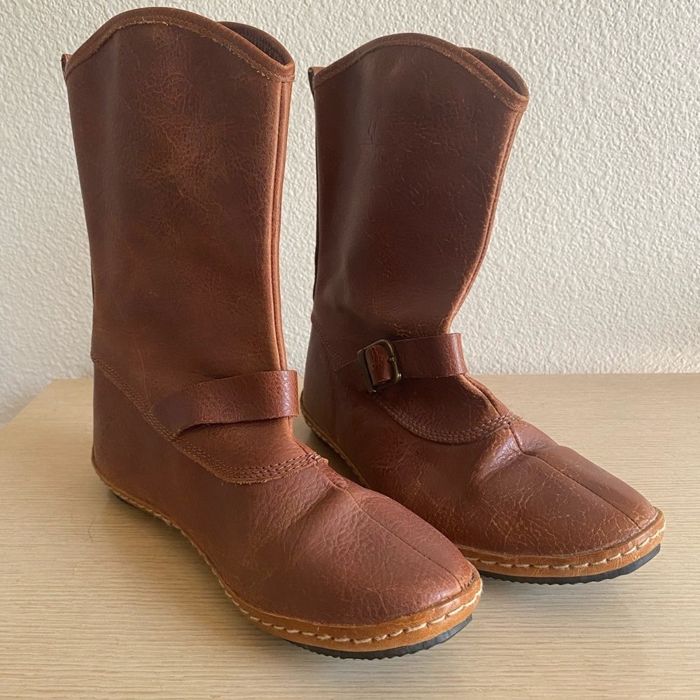 J Shoes Leather Boots With Buckle